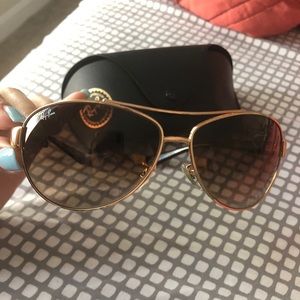 Authentic ray bans! Like New with case!